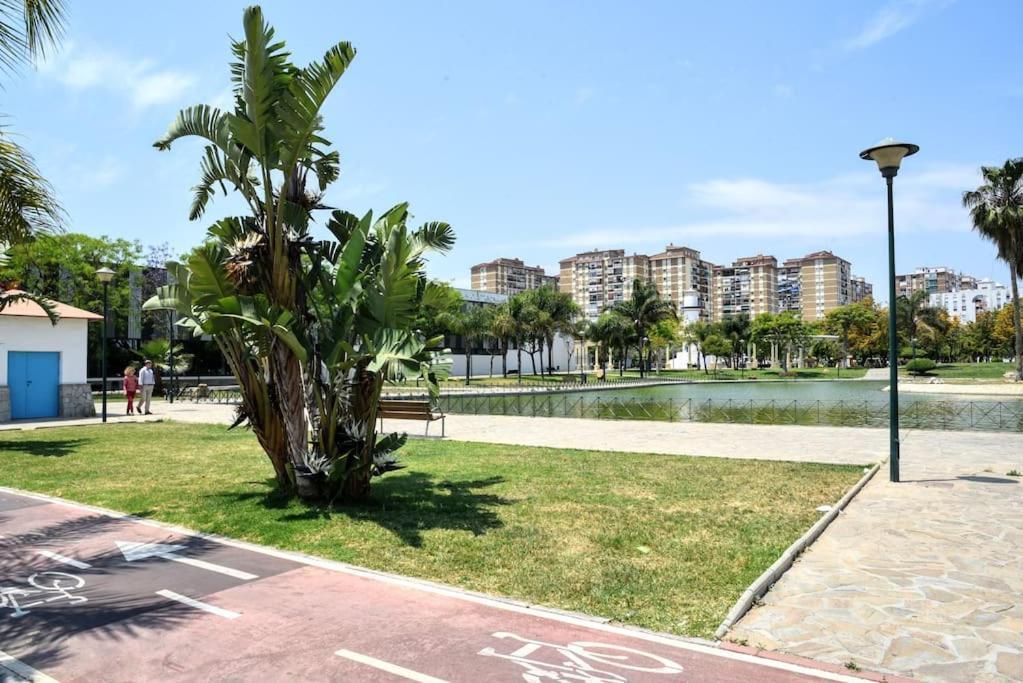 Ayala Beach Apartment Malaga Bagian luar foto
