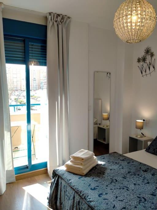 Ayala Beach Apartment Malaga Bagian luar foto