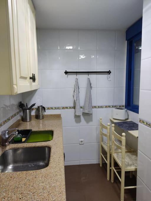 Ayala Beach Apartment Malaga Bagian luar foto