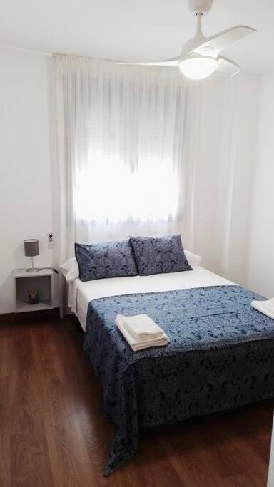 Ayala Beach Apartment Malaga Bagian luar foto