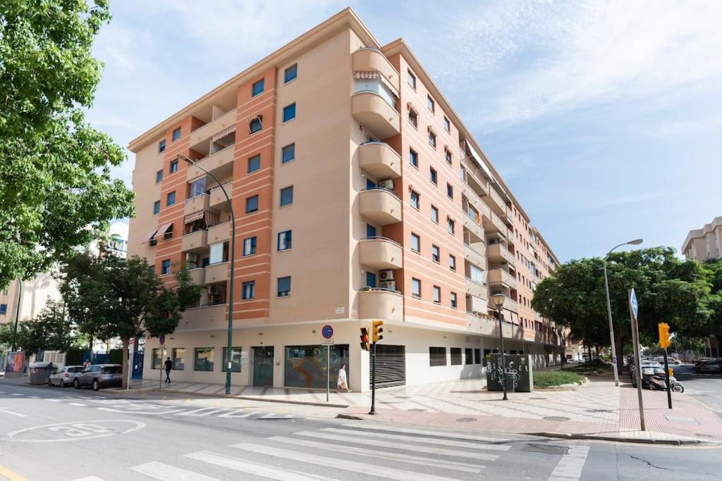 Ayala Beach Apartment Malaga Bagian luar foto